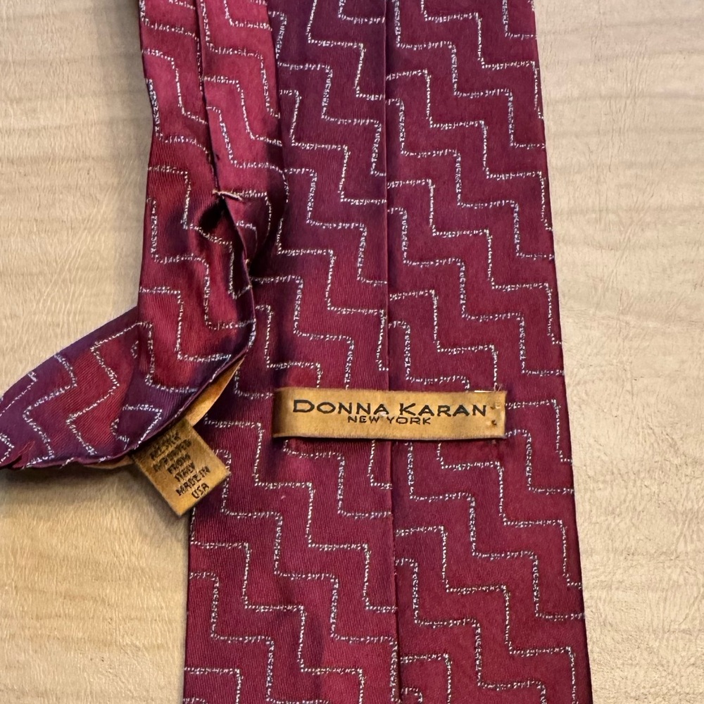 Donna Karan Men’s Necktie